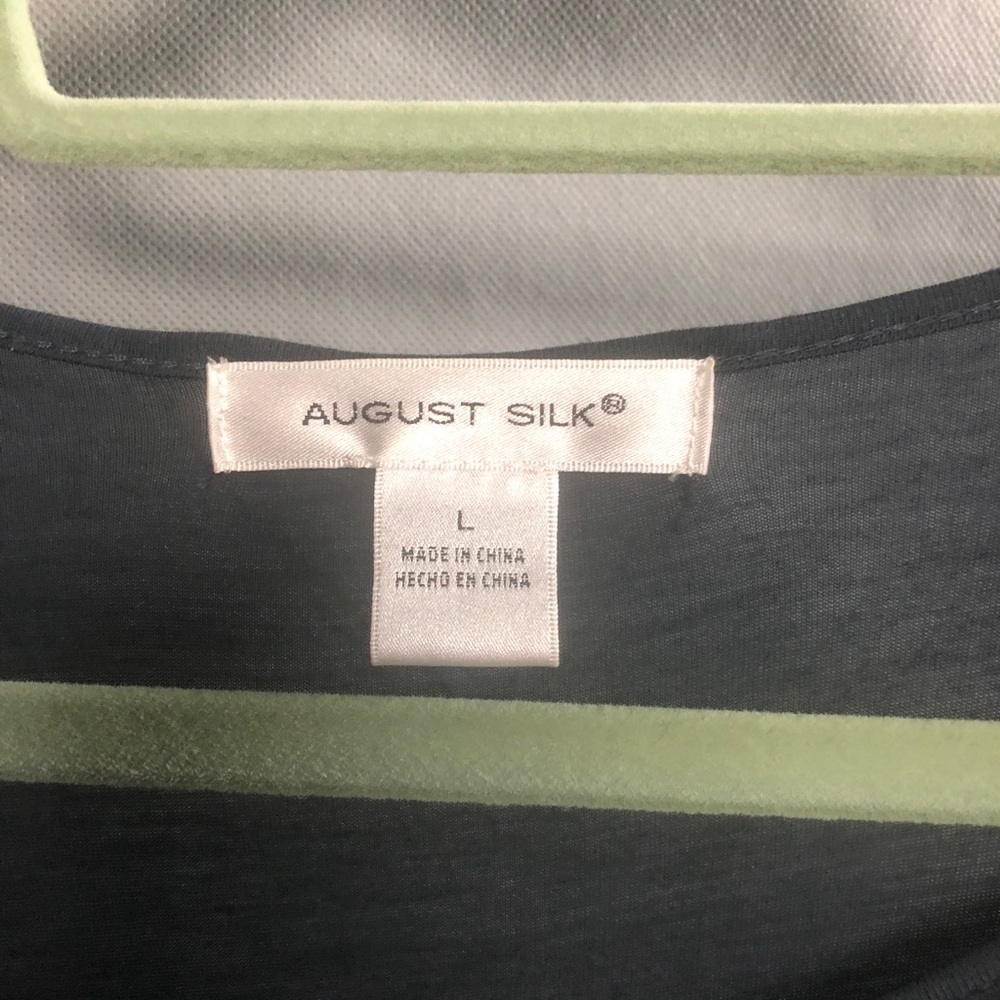 Loose top with cute inset fabric